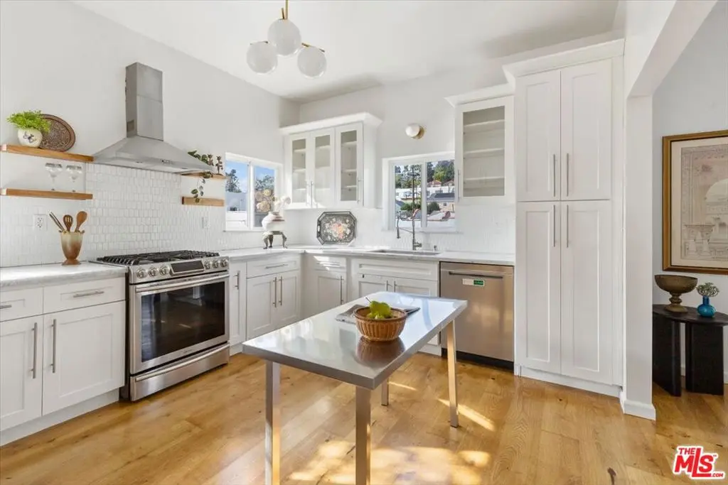 3312 Berkeley Avenue, Los Angeles, CA — listing photo 1