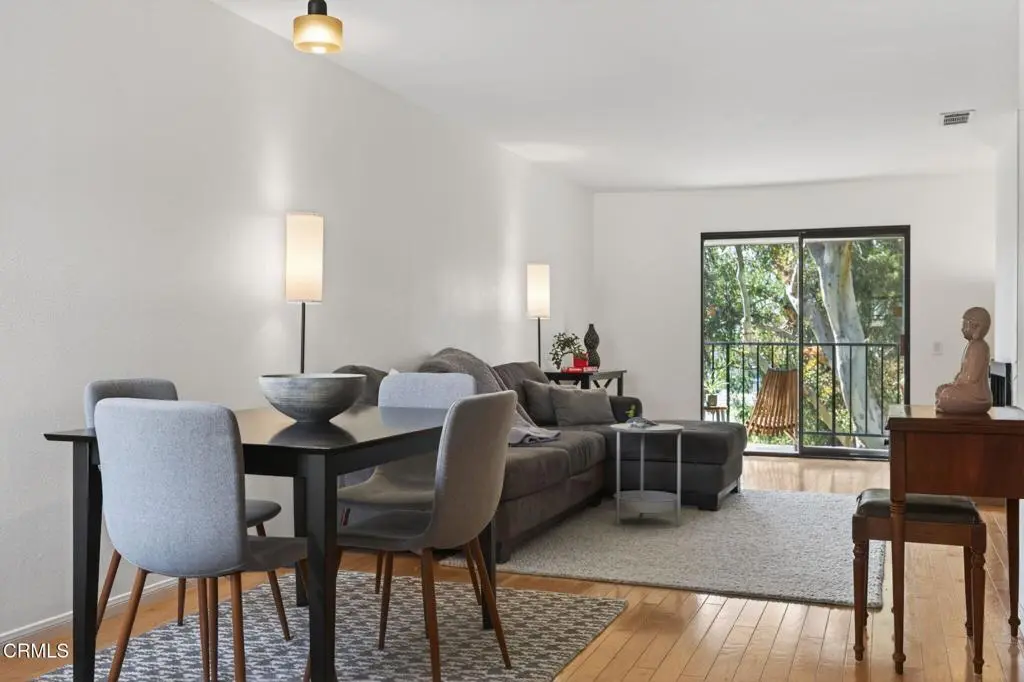 747 Seneca Street C40, Ventura, CA — listing photo 1