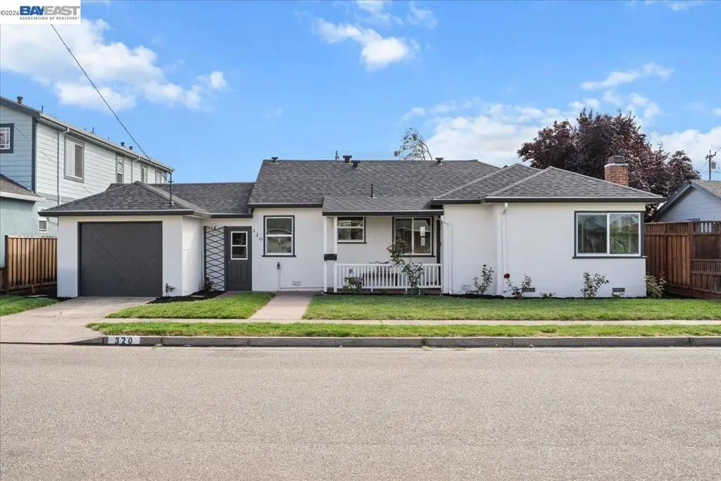 Single Family Residence for sale at 320 Beach Rd, Alameda, CA featuring 3 beds and 2 baths