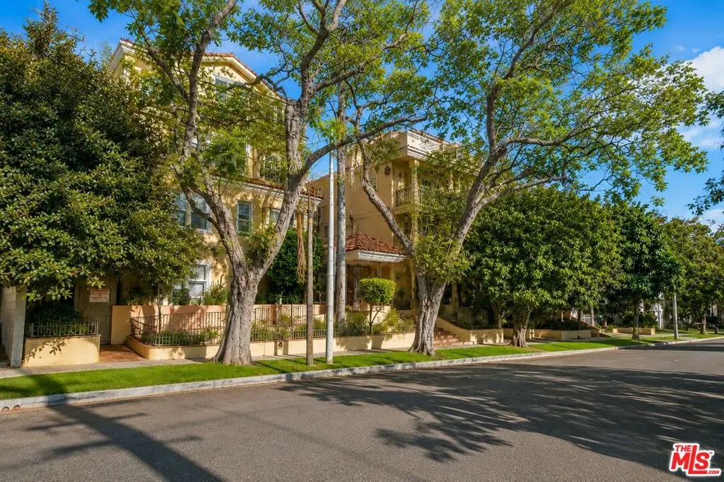 Condominium for sale at 1050 N Edinburgh Avenue 103, West Hollywood, CA featuring 3 beds and 3 baths