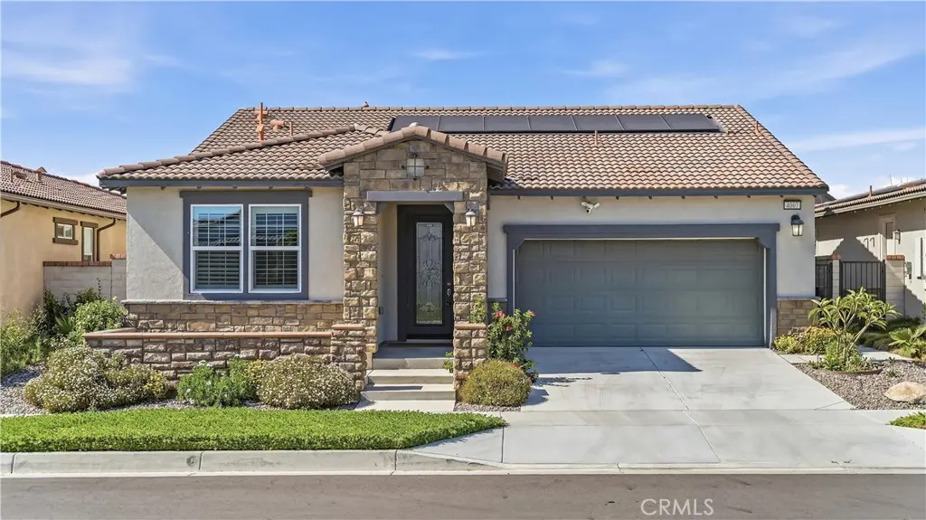 4007 E Amigos Privado, Ontario, CA — listing photo 1