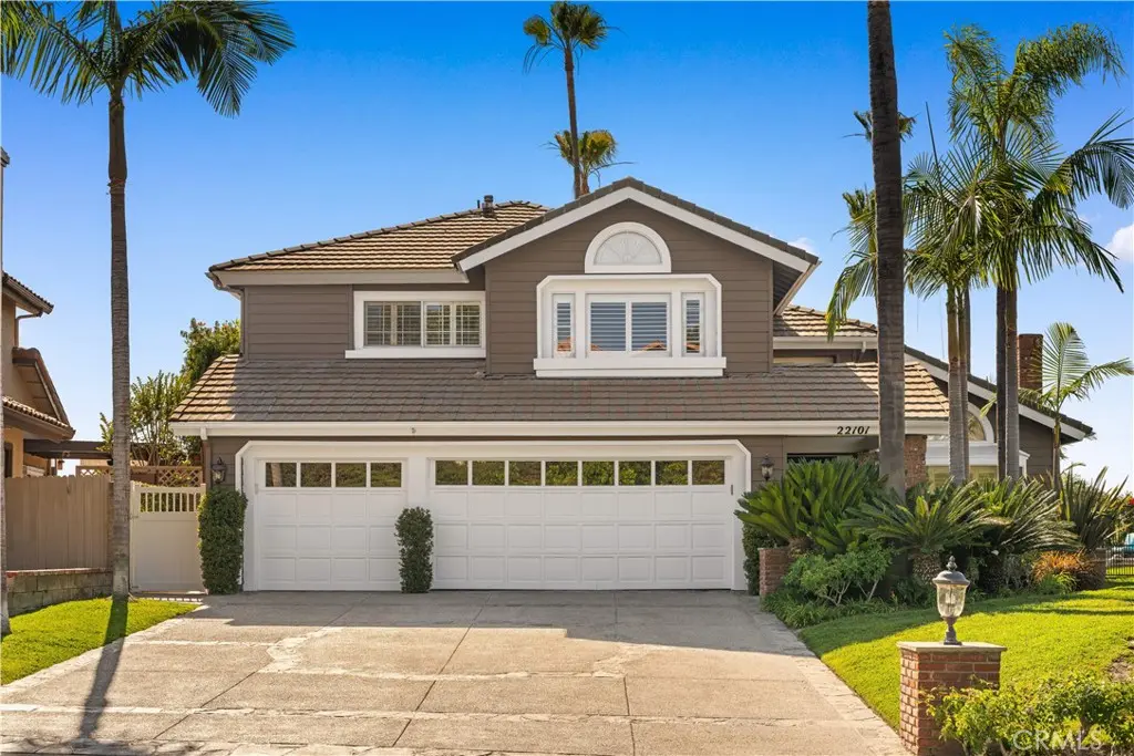 22101 Stillwater, Mission Viejo, CA — listing photo 1
