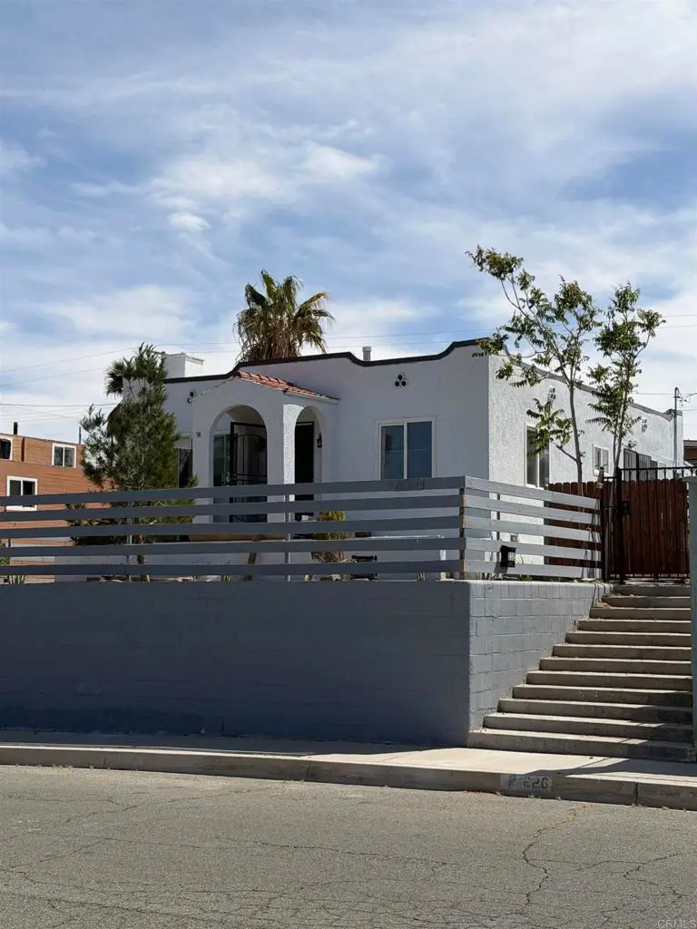 232 E Fredricks Street, Barstow, CA — listing photo 1