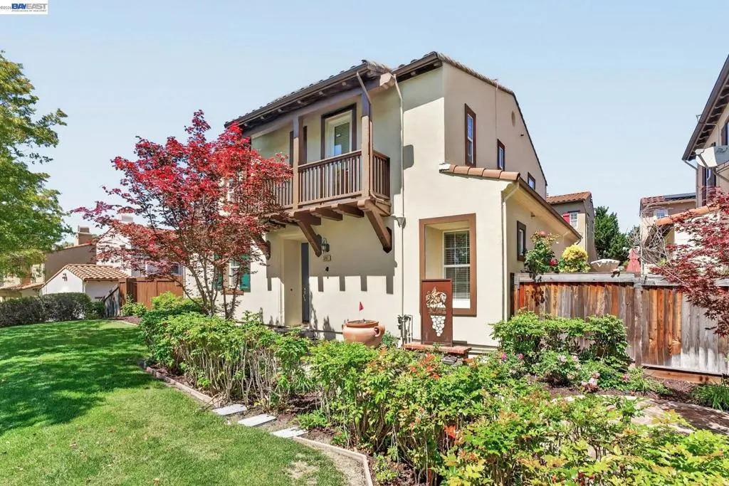 Single Family Residence for sale at 3107 Browntail Way, San Ramon, CA featuring 4 beds and 3 baths
