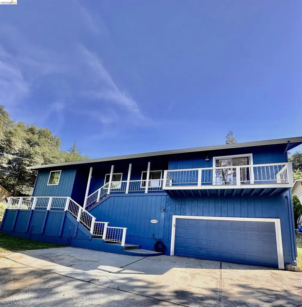 Single Family Residence for sale at 15378 Poco Calle Dr., Sonora, CA featuring 3 beds and 3 baths