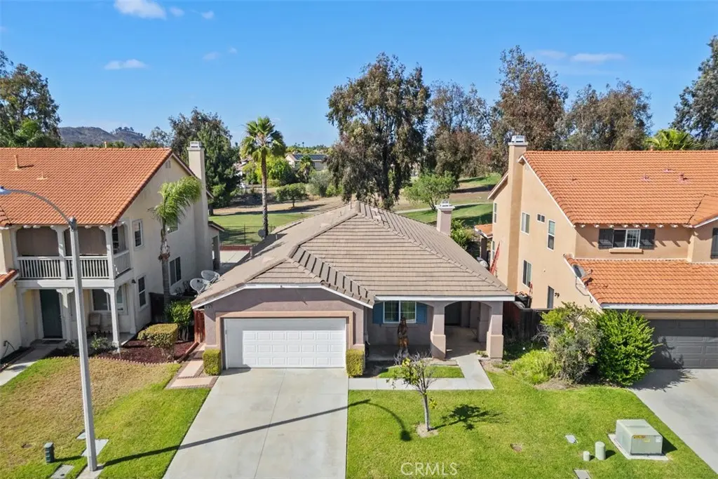 Single Family Residence for sale at 38286 Members Club Drive, Murrieta, CA featuring 3 beds and 2 baths