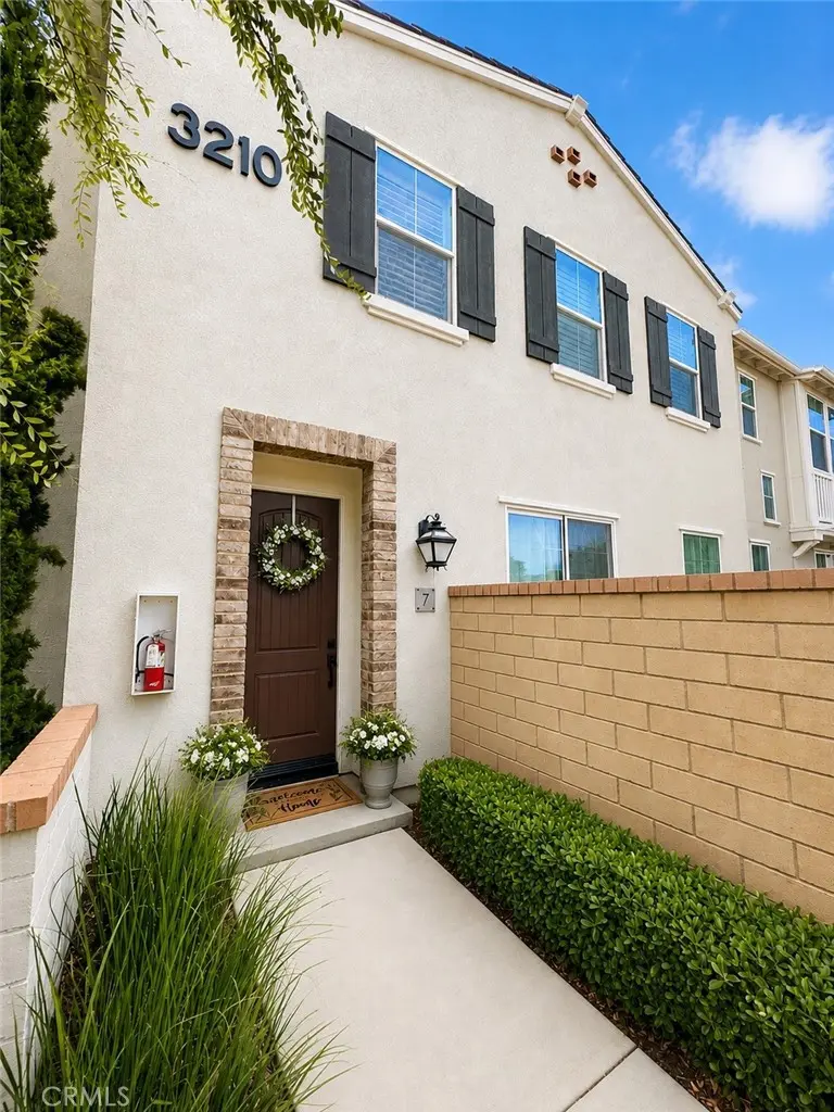 3210 E Yountville Drive 7, Ontario, CA — listing photo 1