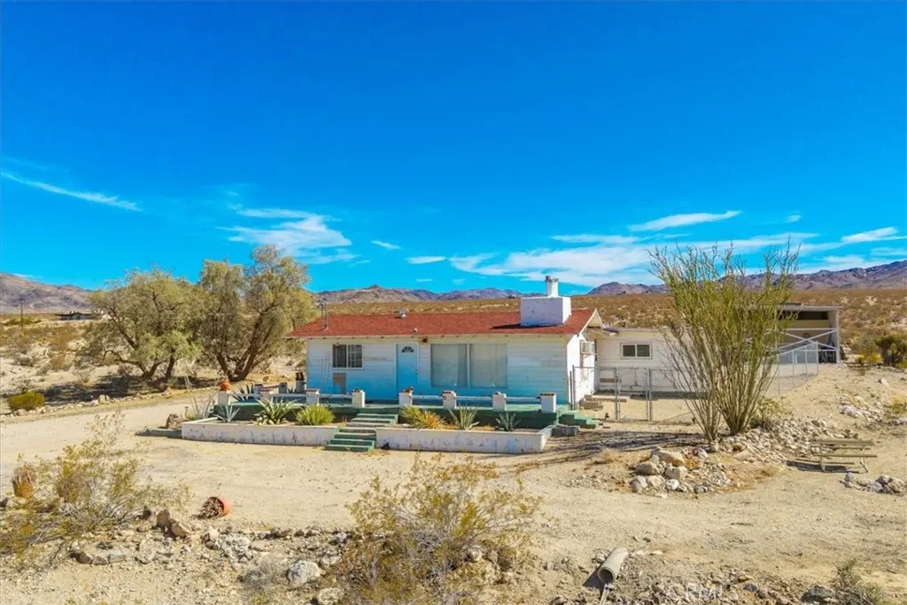 8138 Utah Trail, 29 Palms, CA — listing photo 1
