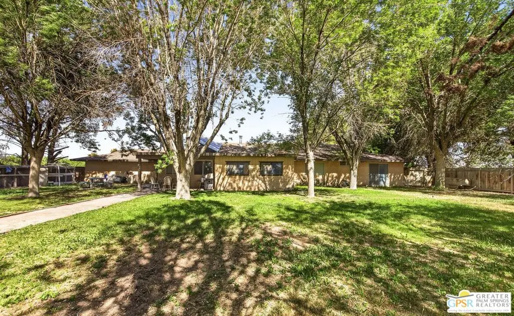 11446 Midway Avenue, Lucerne Valley, CA — listing photo 1