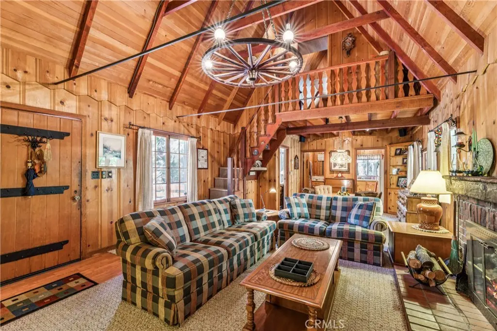 404 Hillside, Lake Arrowhead, CA — listing photo 1