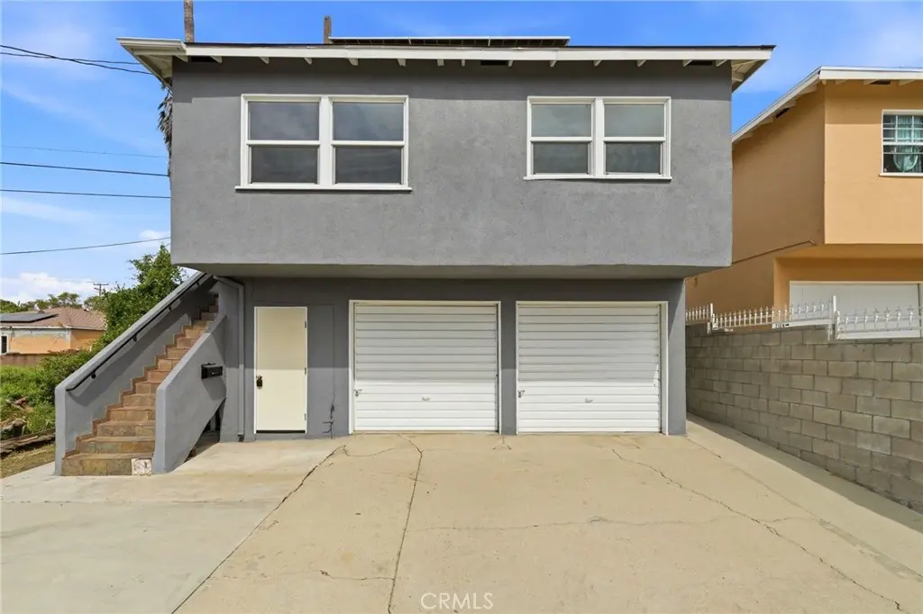 Duplex for sale at 711 Stepney Street, Inglewood, CA featuring 3 beds and 2 baths