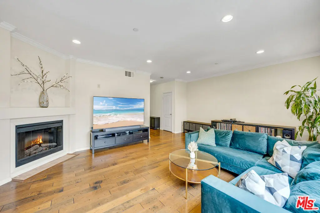 Condominium for sale at 3401 S Bentley Avenue 301, Los Angeles, CA featuring 2 beds and 2 baths