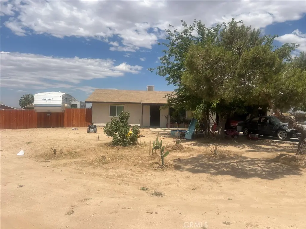 16124 Mesa, Hesperia, CA — listing photo 1