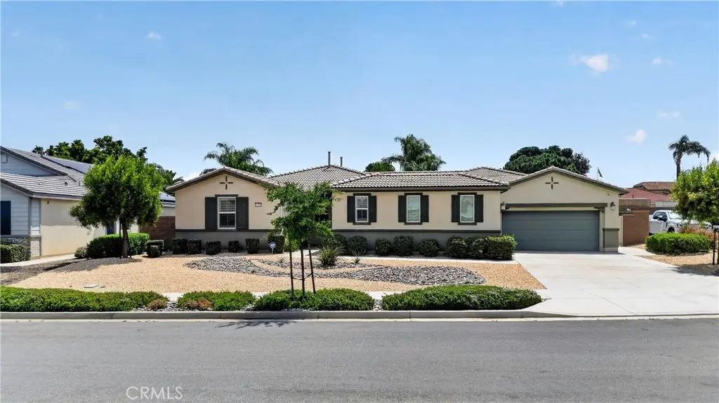 Single Family Residence for sale at 16560 SOL Avenue, Riverside, CA featuring 3 beds and 3 baths