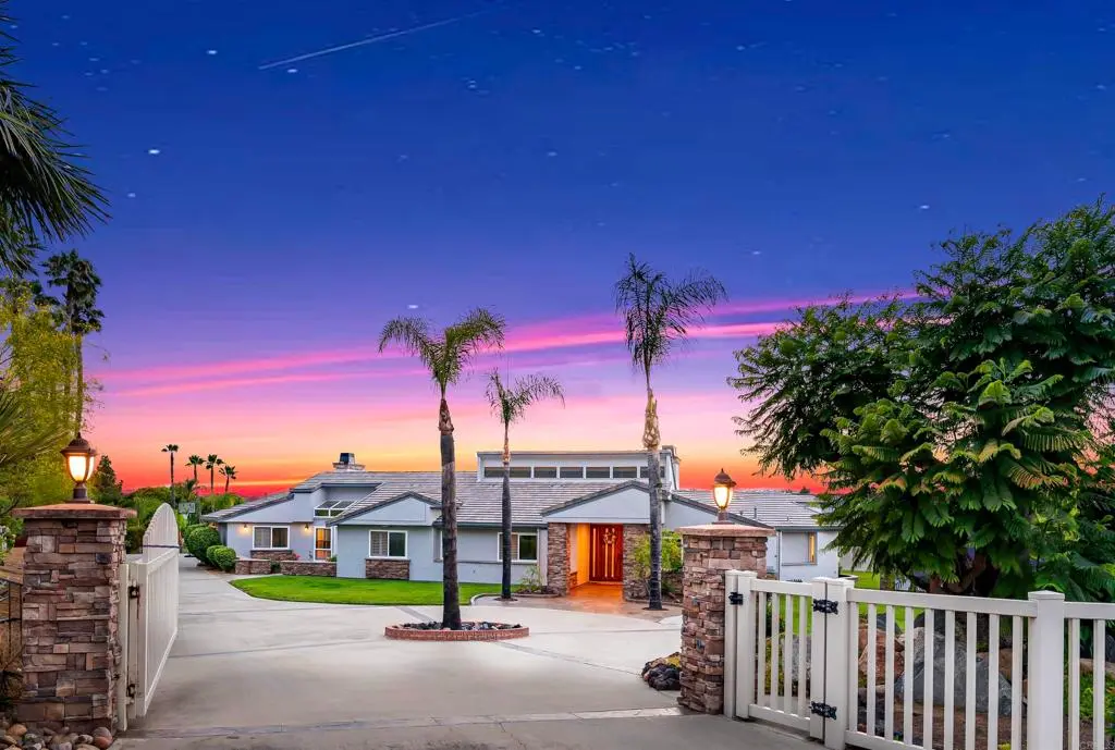 Single Family Residence for sale at 2886 Windwood Way, El Cajon, CA featuring 5 beds and 4 baths
