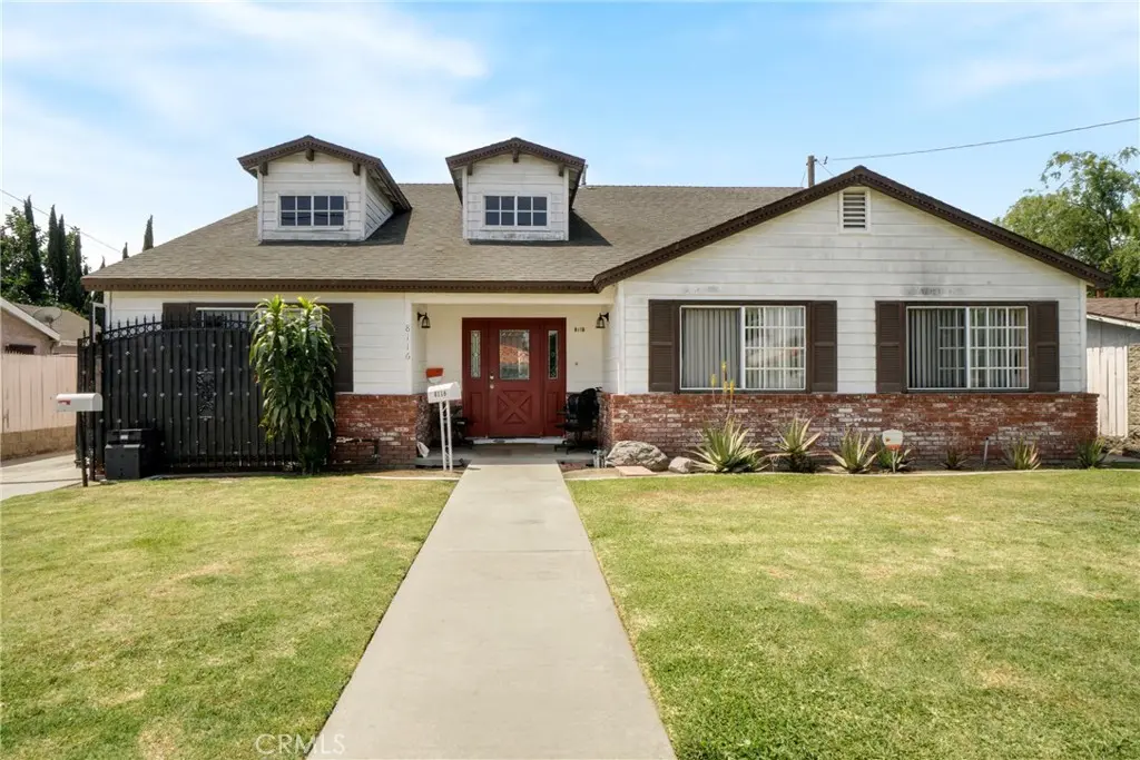 8118 Alameda, Downey, CA — listing photo 1