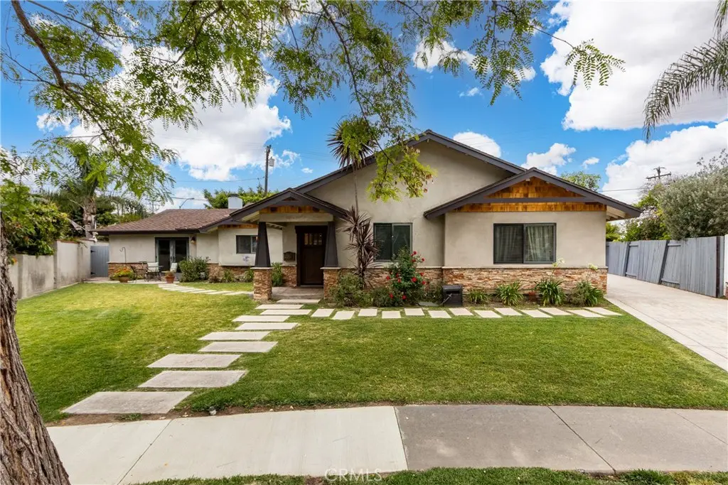 Single Family Residence for rent at 11451 Snark, Los Alamitos, CA featuring 4 beds and 3 baths