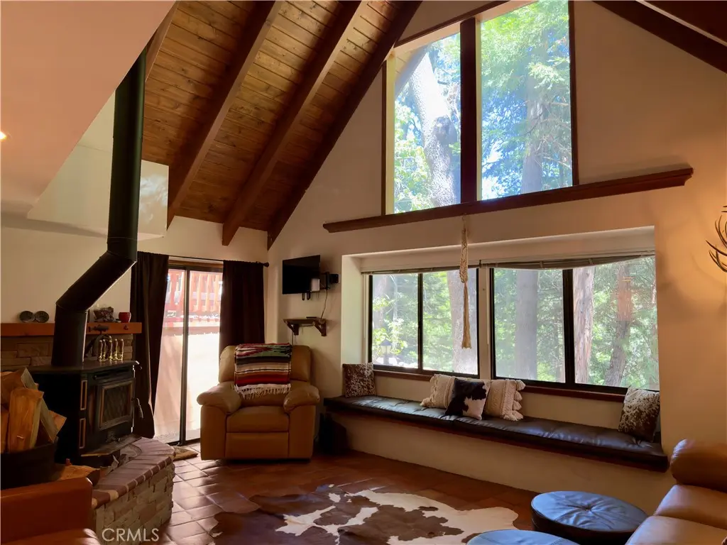 777 Ivy Lane, Lake Arrowhead, CA — listing photo 1