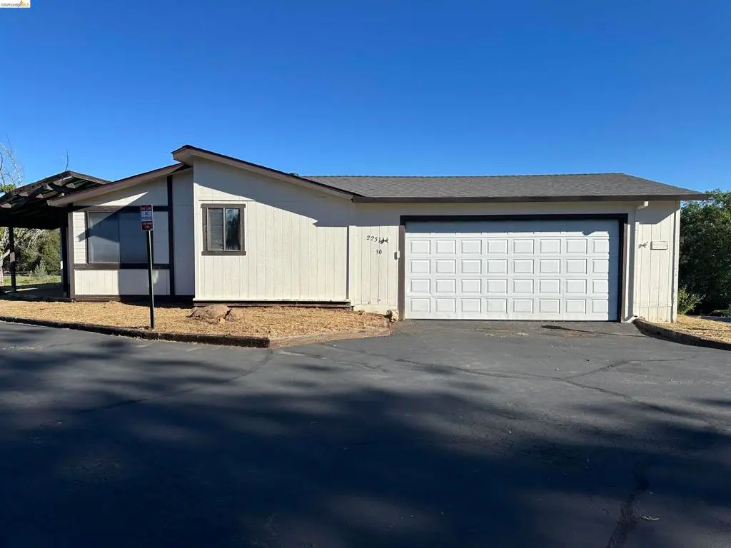 22513 Prospect Heights, Groveland, CA — listing photo 1