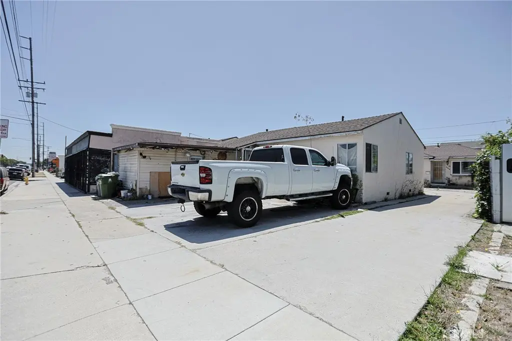 Duplex for sale at 2322 Marine, Gardena, CA