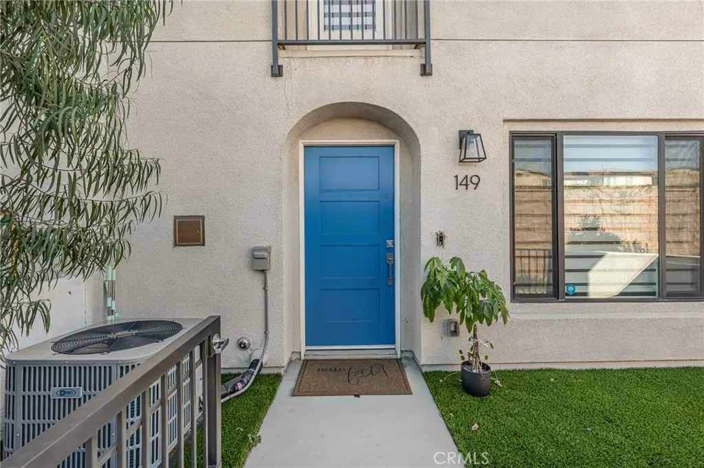 149 E Knox, La Habra, CA — listing photo 1