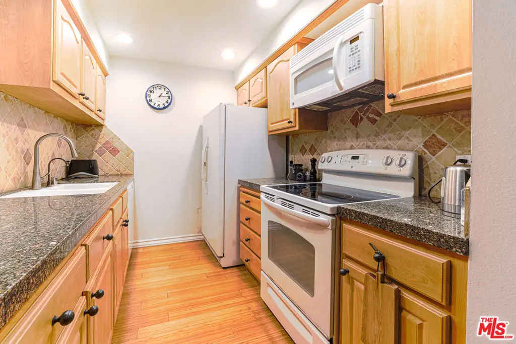 8105 Raintree Circle, Culver City, CA — listing photo 1