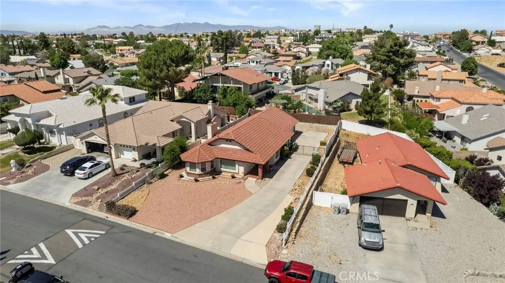 Single Family Residence for sale at 13300 Tamarisk, Victorville, CA featuring 3 beds and 2 baths