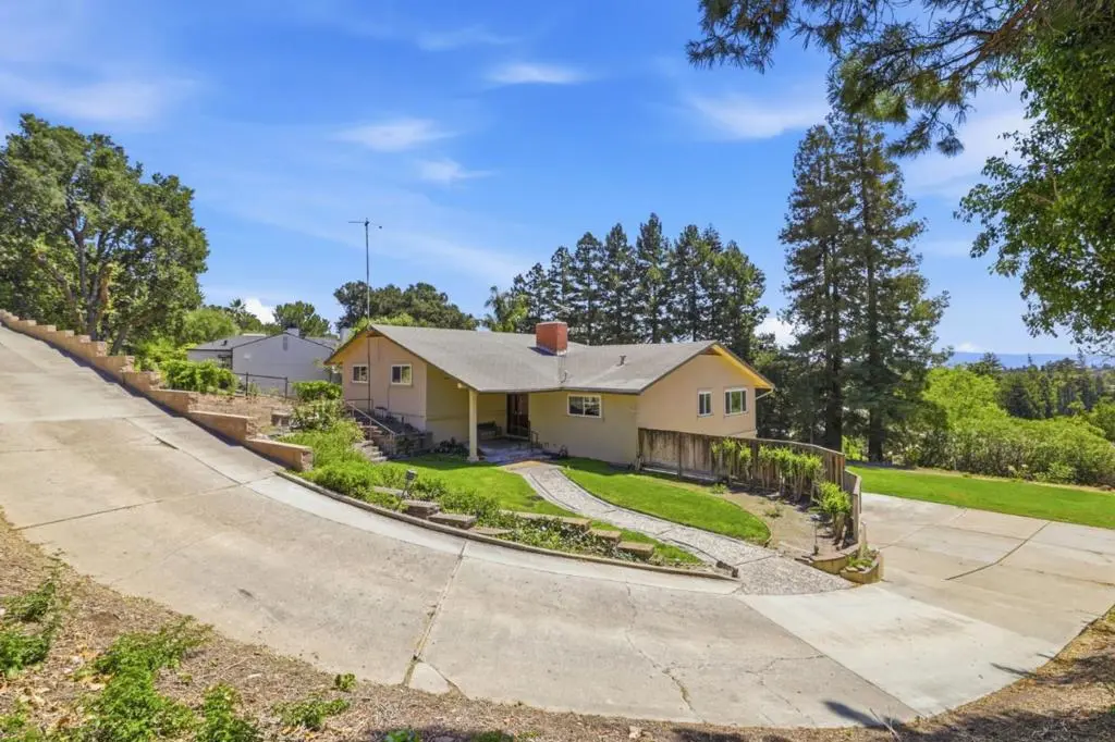 Single Family Residence for sale at 208 Mill Creek Road, Fremont, CA featuring 5 beds and 3 baths