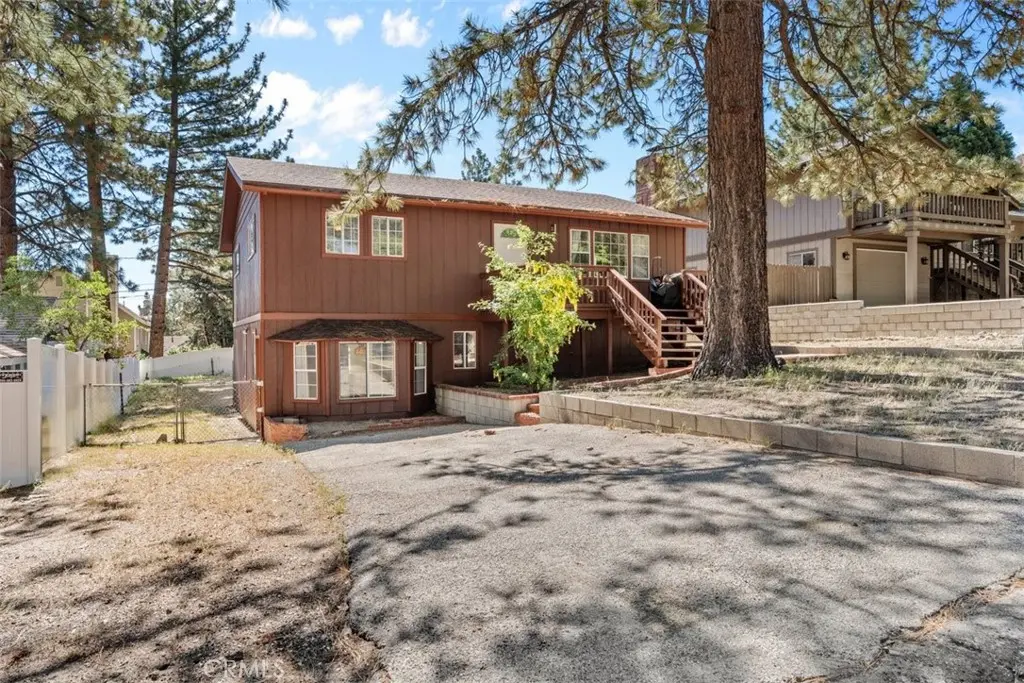 6285 Conifer, Wrightwood, CA — listing photo 1