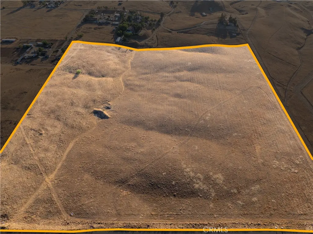 7000 Valley Lane, Bakersfield, CA — listing photo 1