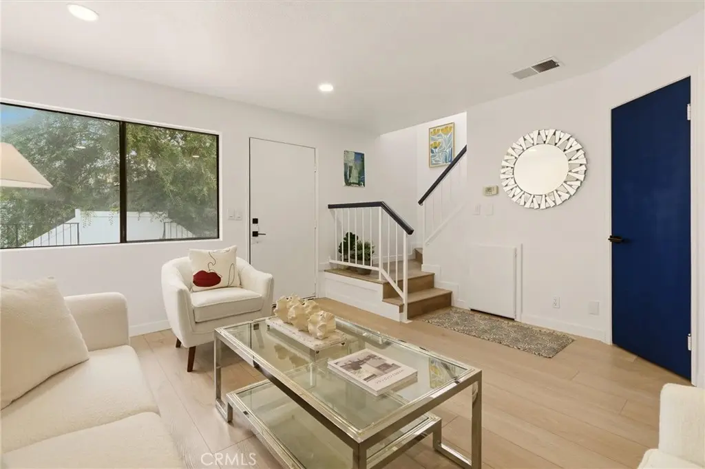 633 Hardin Drive 3, Inglewood, CA — listing photo 1