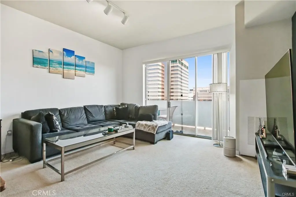 Condominium for sale at 388 E Ocean Boulevard 1412, Long Beach, CA featuring 1 bed and 1 bath