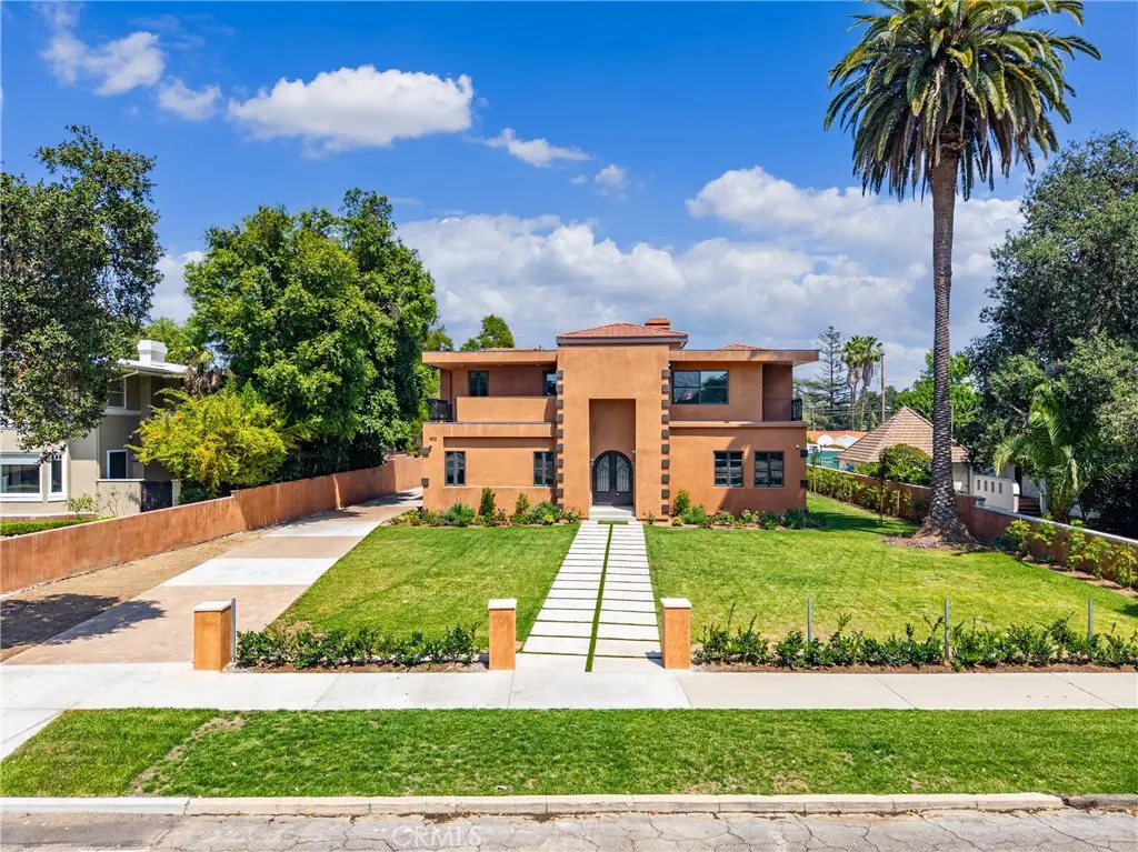 Single Family Residence for sale at 802 Michigan Boulevard, Pasadena, CA featuring 6 beds and 7 baths