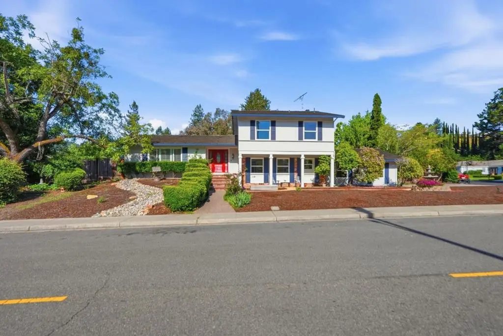 Single Family Residence for sale at 1276 Larch Avenue, Moraga, CA featuring 4 beds and 3 baths