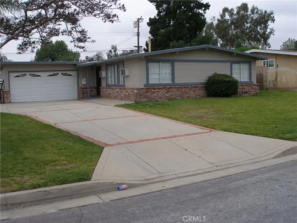 4947 N De Lay Avenue, Covina, CA — listing photo 1
