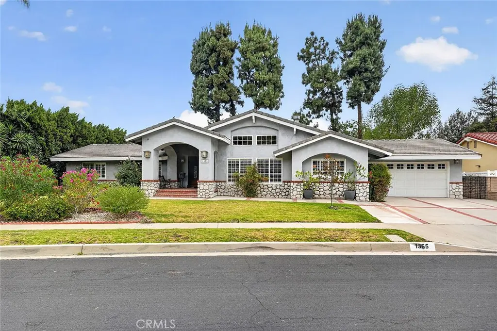 1355 Paseo Dorado, San Dimas, CA — listing photo 1
