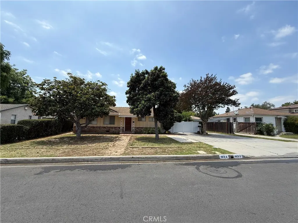Residential Lease for rent at 4831 Fiesta Ave A, Temple City, Los Angeles County, CA featuring 3 beds and 2 baths