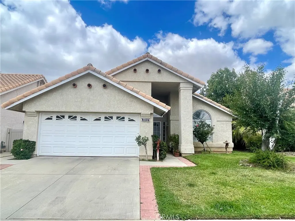 5913 Oakmont, Banning, CA — listing photo 1