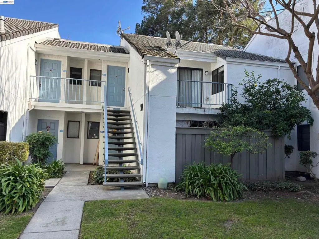 1055 N Capitol Ave 184, San Jose, CA — listing photo 1