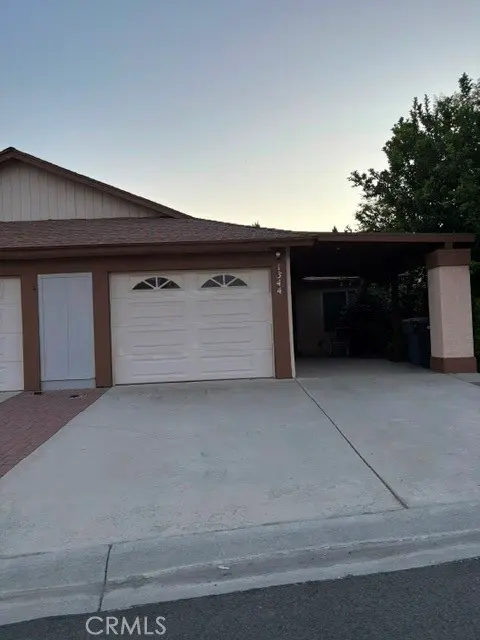 Residential Lease for rent at 1344 Sierra Seneca, San Jacinto, Riverside County, CA featuring 2 beds and 2 baths