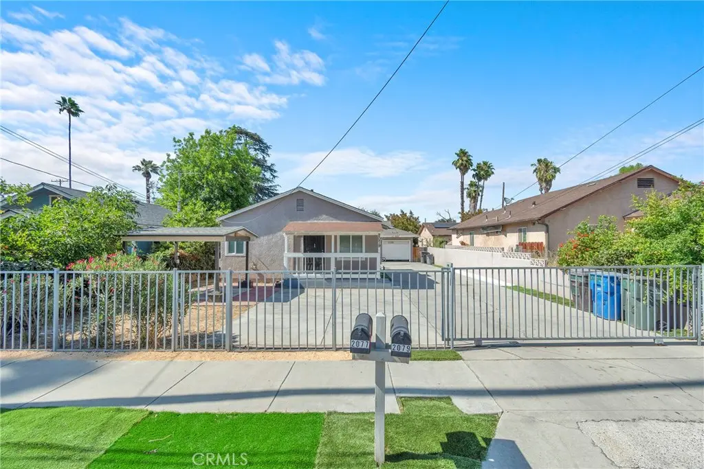 Duplex for sale at 2077 Patterson Street, Riverside, CA