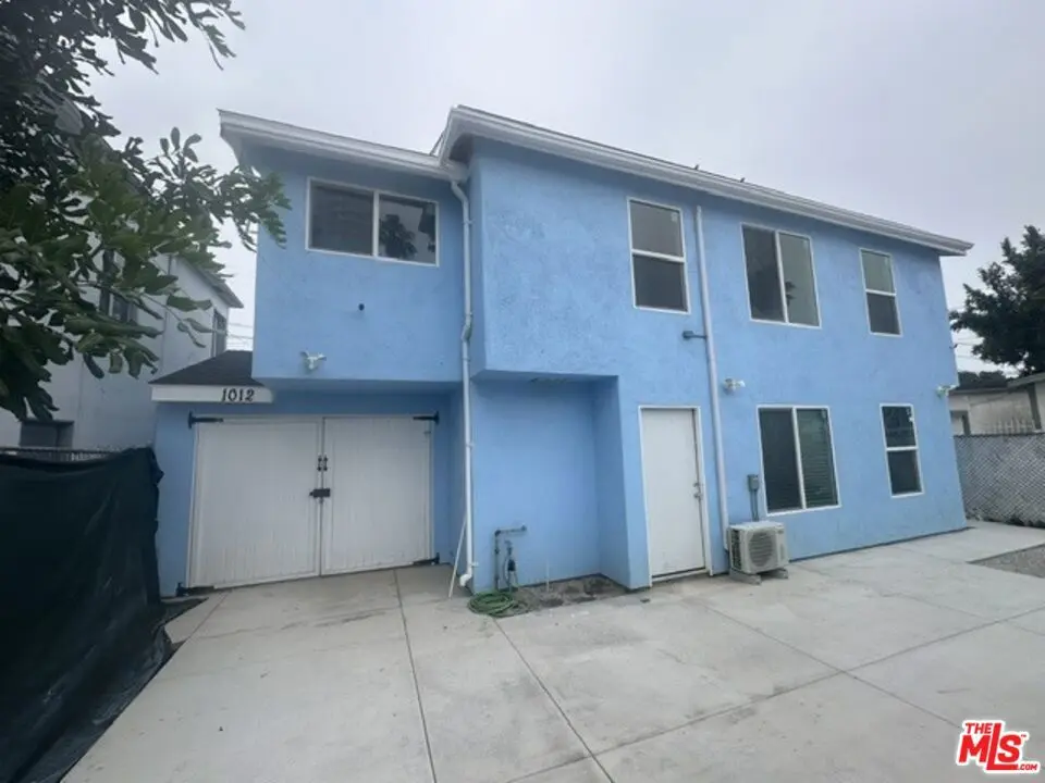 Residential Lease for rent at 1012 E 73rd Street, Los Angeles, Los Angeles County, CA featuring 3 beds and 3 baths