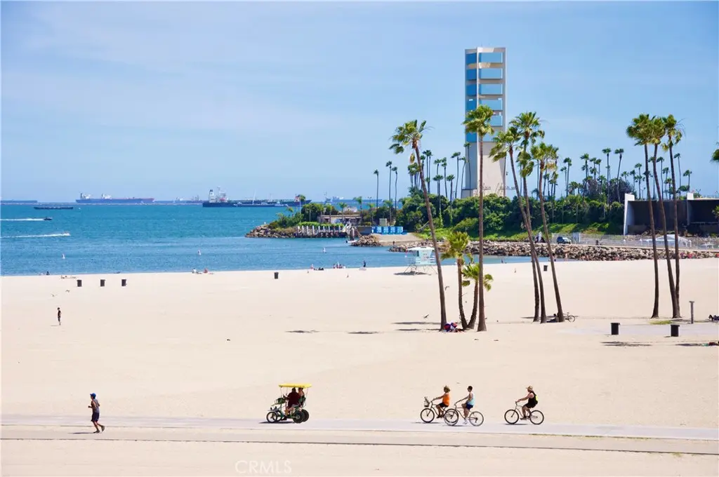 Condominium for sale at 411 W Seaside Way 1804, Long Beach, CA featuring 2 beds and 2 baths