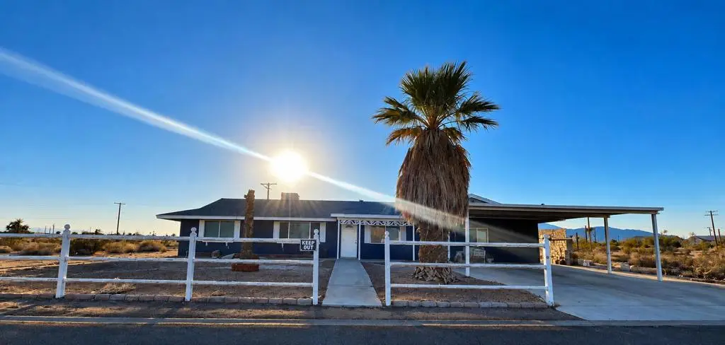 2405 Monterey Unit#2 Avenue, Thermal, CA — listing photo 1