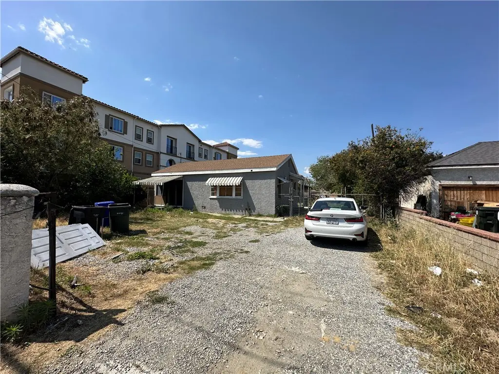 16246 Arrow, Fontana, CA — listing photo 1