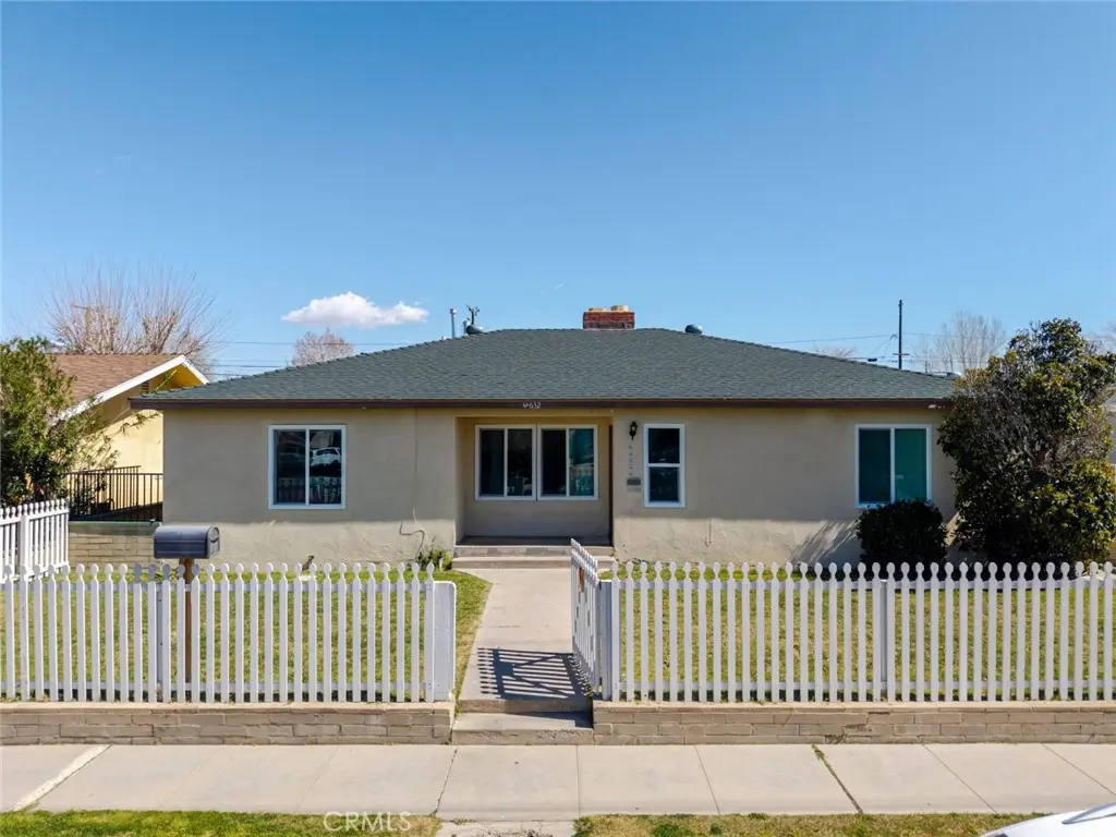 Duplex for sale at 44632 Fern Avenue, Lancaster, CA featuring 5 beds and 3 baths