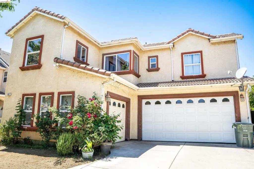 Single Family Residence for sale at 505 Tuscany Ct, Patterson, CA featuring 5 beds and 3 baths