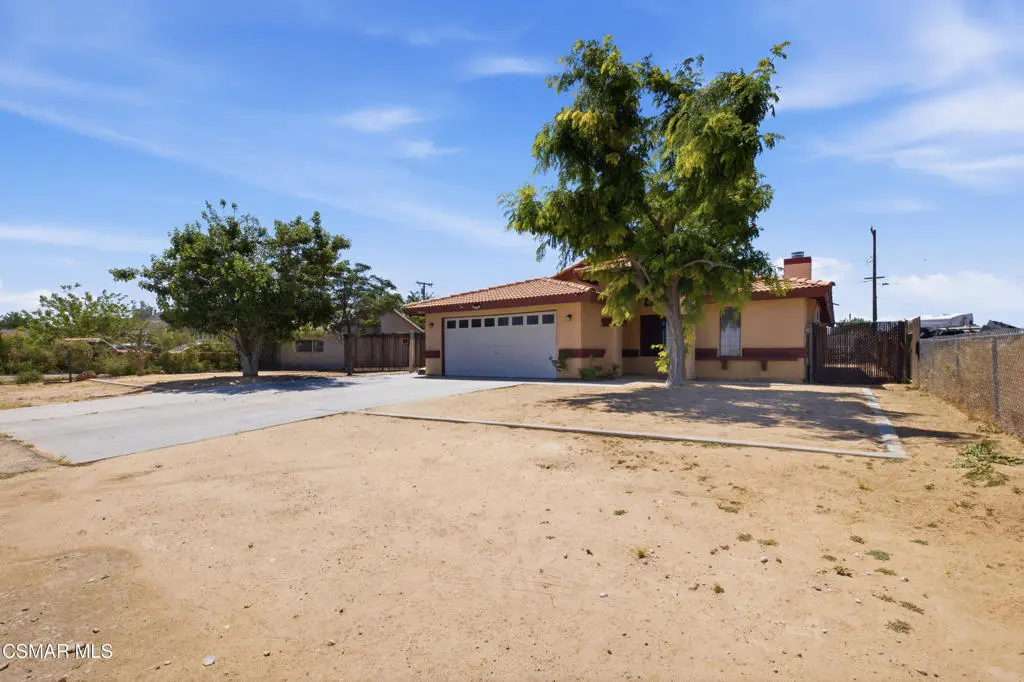 Single Family Residence for sale at 9816 Rea Avenue, California City, CA featuring 3 beds and 2 baths
