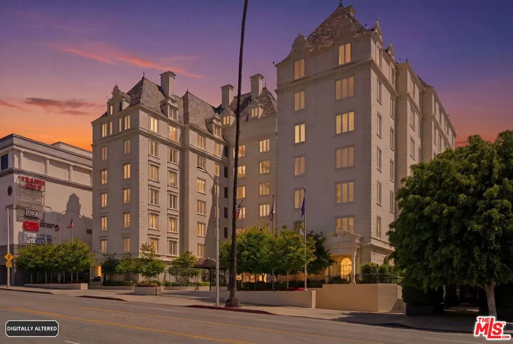 1424 N Crescent Heights Boulevard 49, West Hollywood, CA — listing photo 1