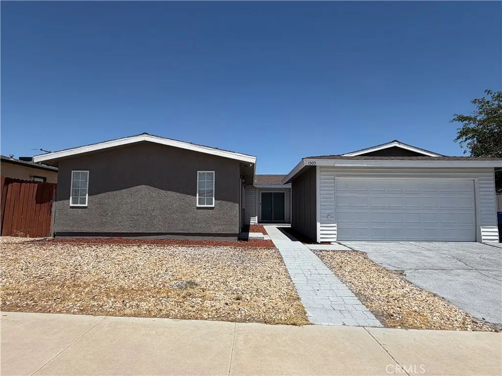 1505 Church, Barstow, CA — listing photo 1